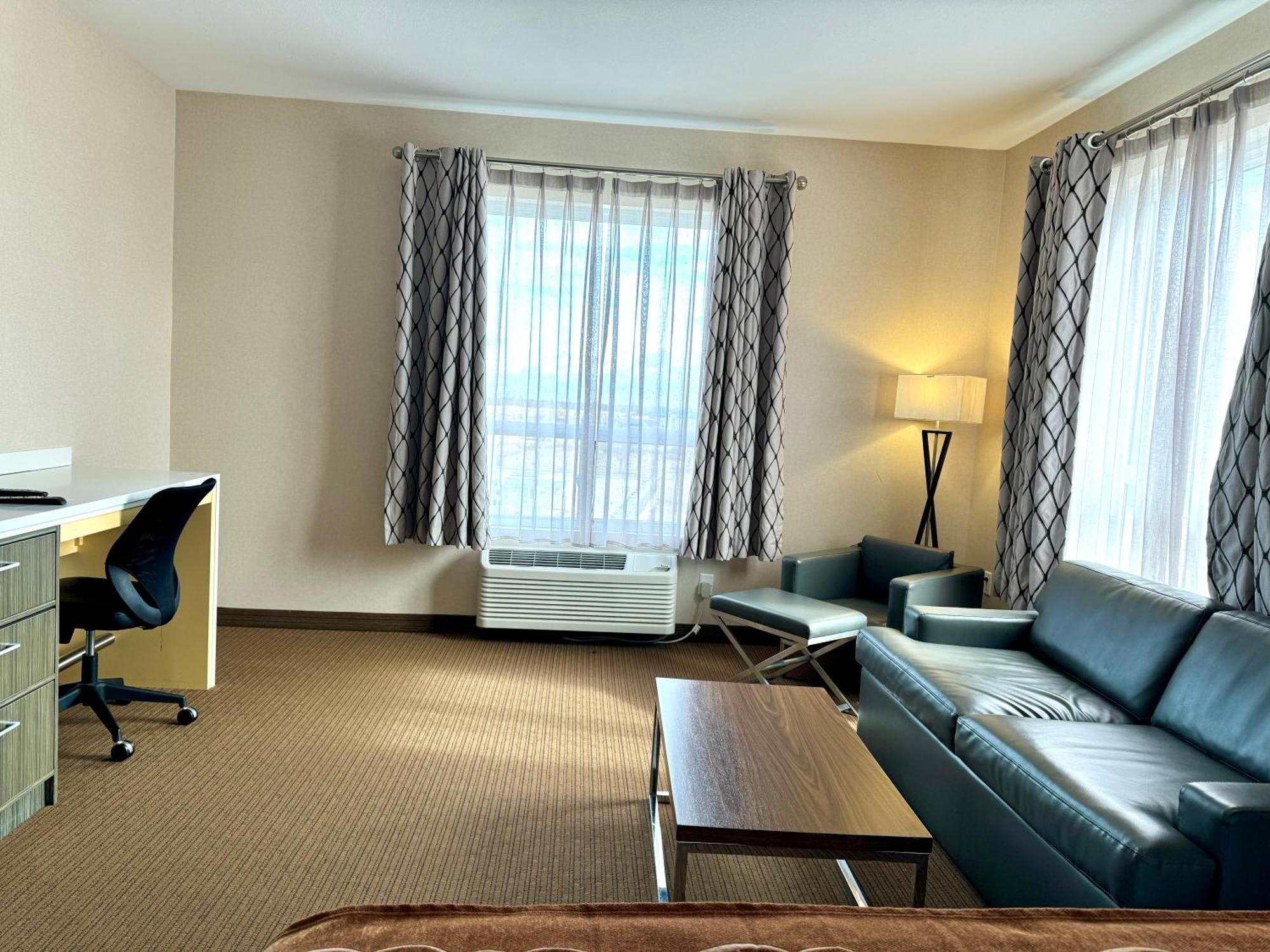 Fort Saskatchewan Southfort Inn מראה חיצוני תמונה