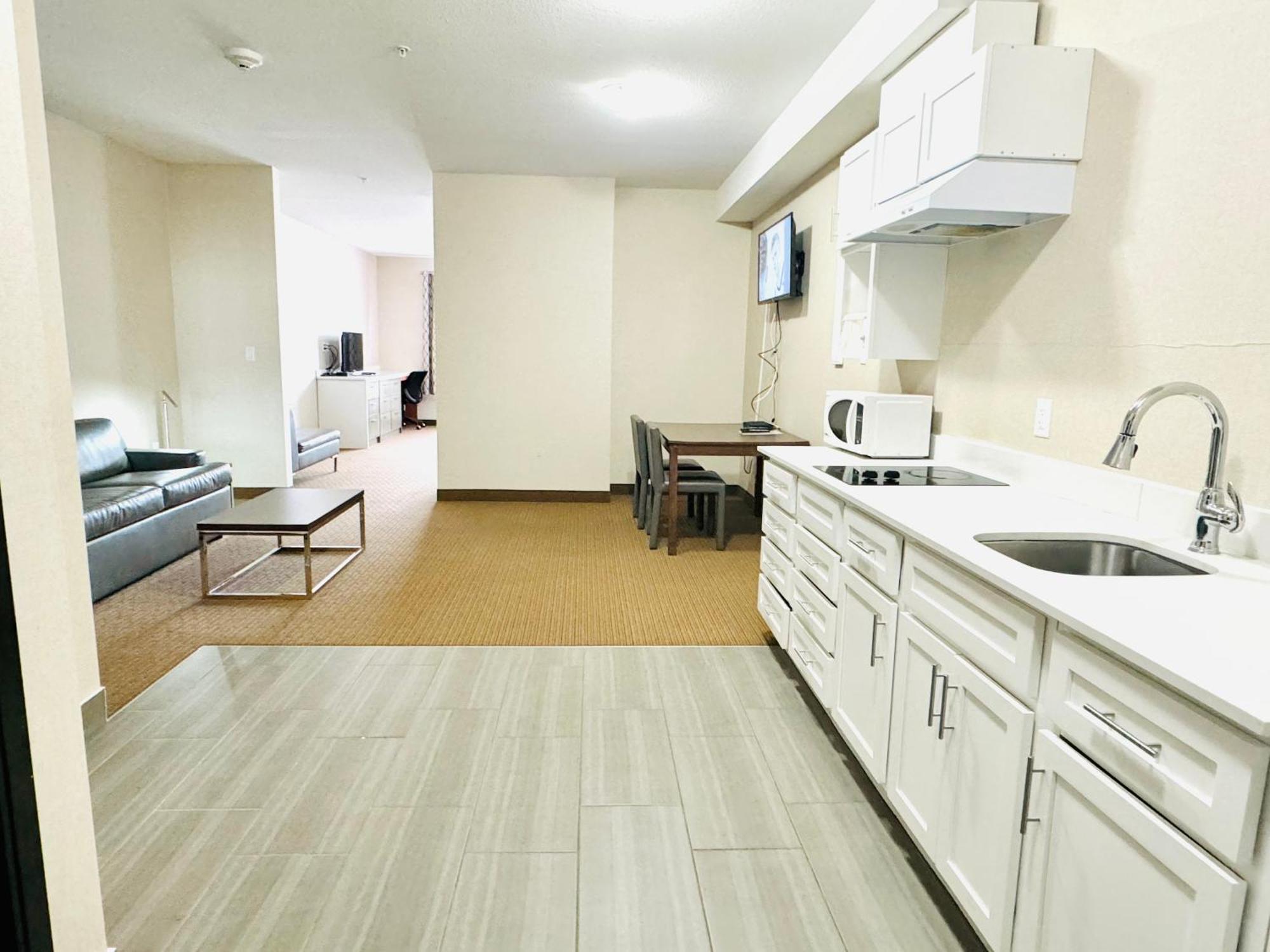 Fort Saskatchewan Southfort Inn מראה חיצוני תמונה