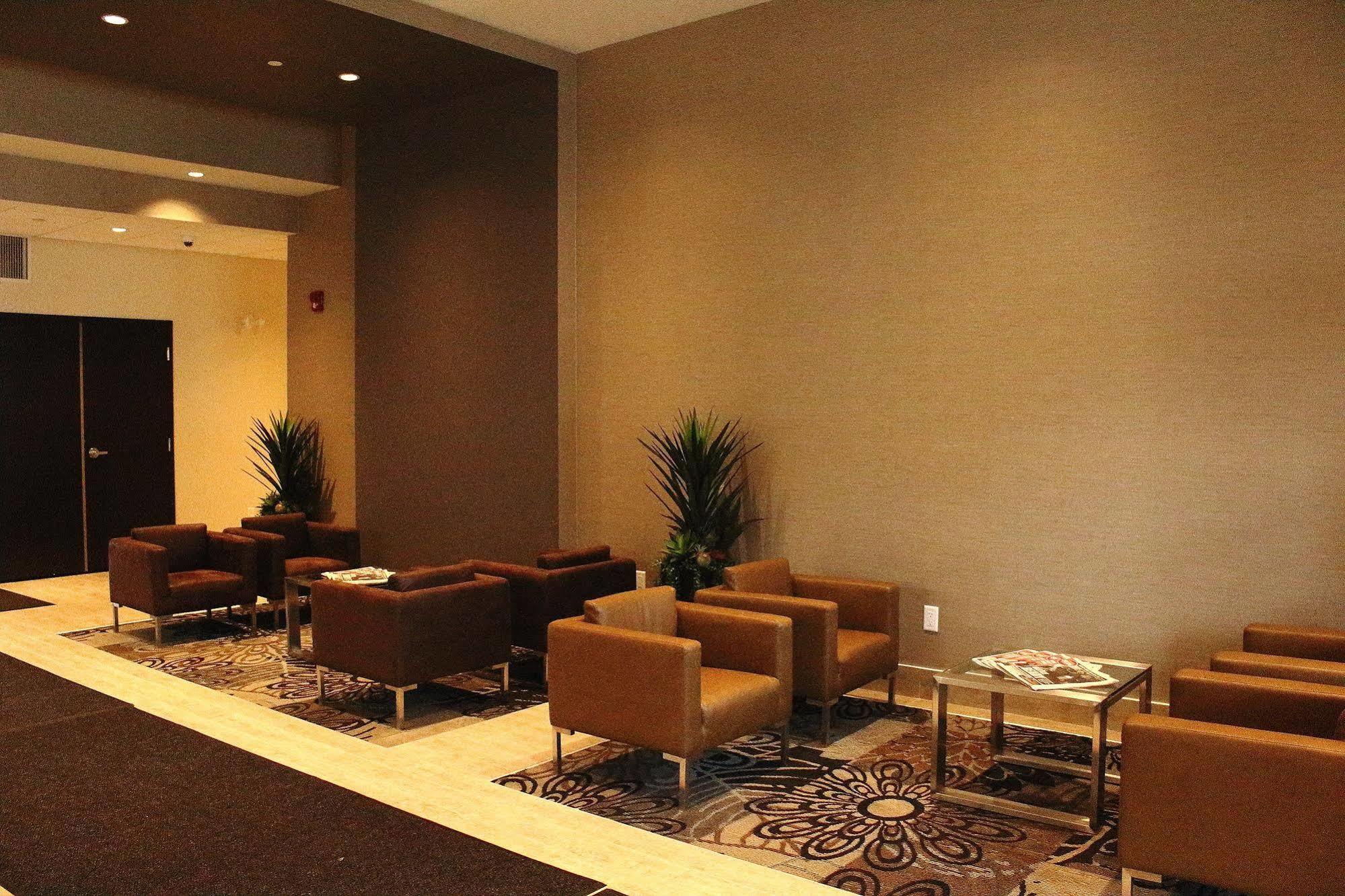 Fort Saskatchewan Southfort Inn מראה חיצוני תמונה