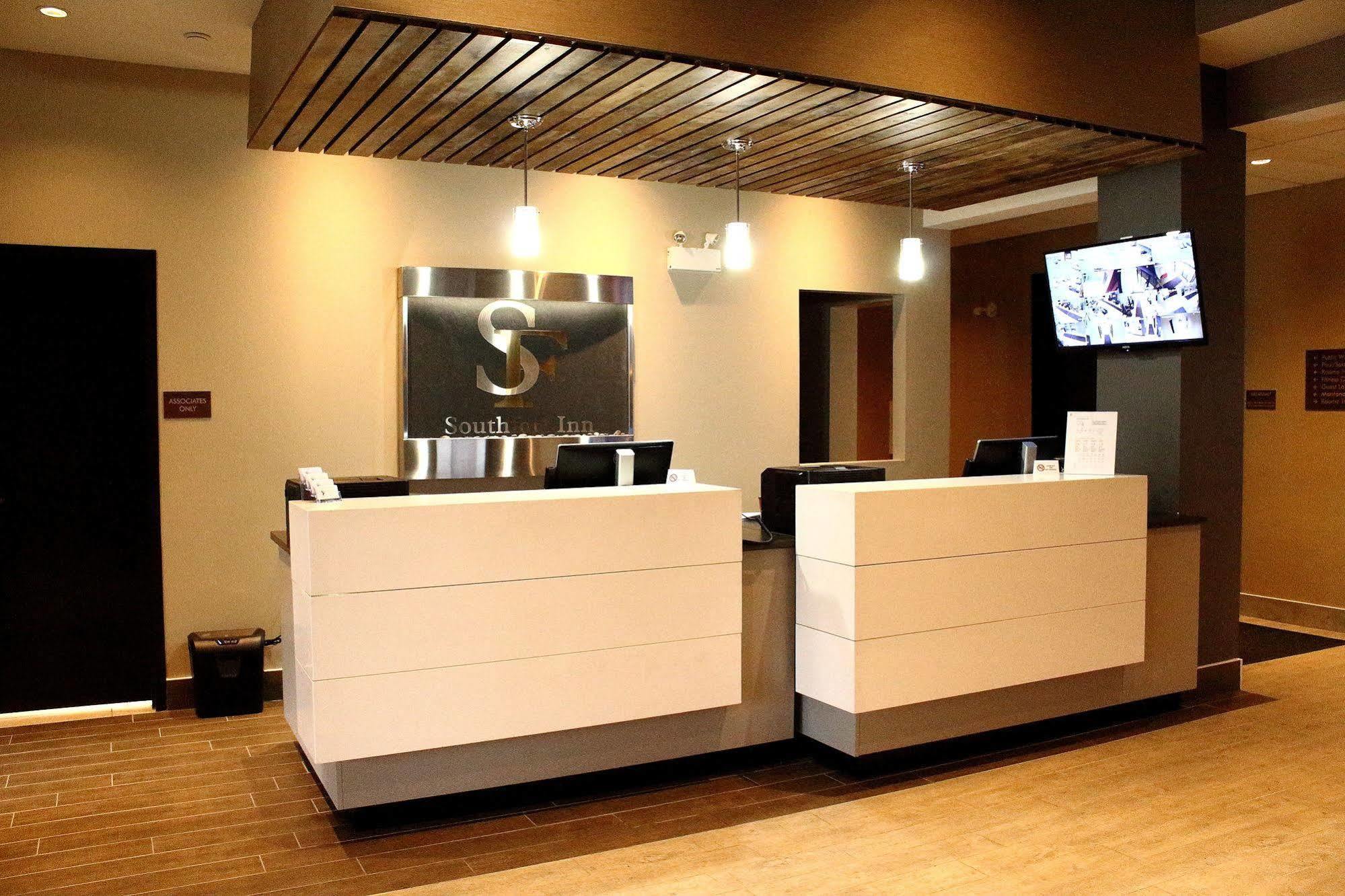 Fort Saskatchewan Southfort Inn מראה חיצוני תמונה